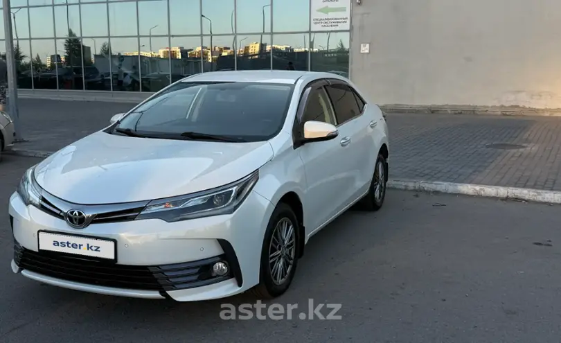Toyota Corolla 2018 года за 8 400 000 тг. в Астана