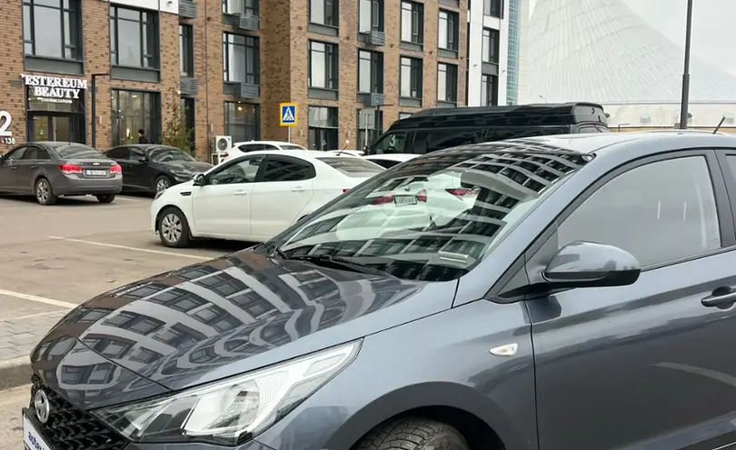 Hyundai Accent 2023 года за 8 000 000 тг. в Астана