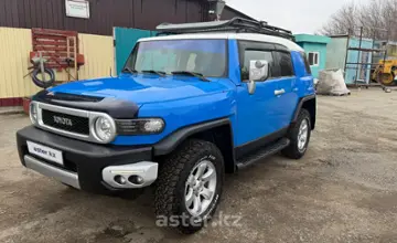 Toyota FJ Cruiser 2007 года за 14 000 000 тг. в Костанай фото 2