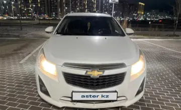 Chevrolet Cruze 2013 года за 4 500 000 тг. в Астана фото 2