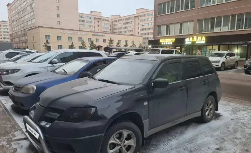 Mitsubishi Outlander 2003 года за 3 200 000 тг. в Астана