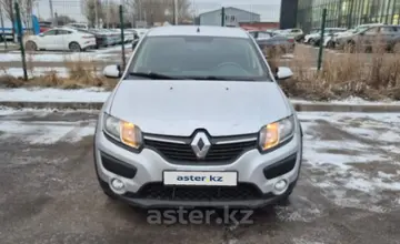 Renault Sandero 2015 года за 3 500 000 тг. в Астана фото 2