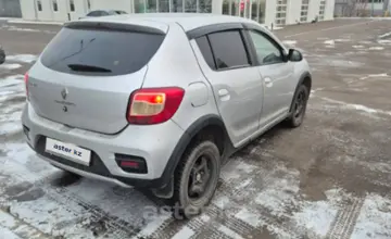Renault Sandero 2015 года за 3 500 000 тг. в Астана