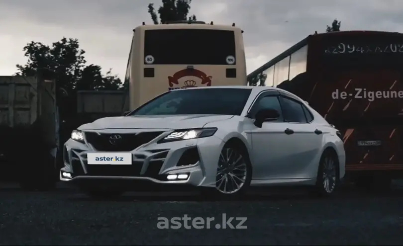Toyota Camry 2019 года за 14 000 000 тг. в Тараз