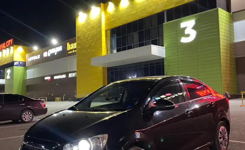 Chevrolet Aveo 2014 года за 2 200 000 тг. в Караганда