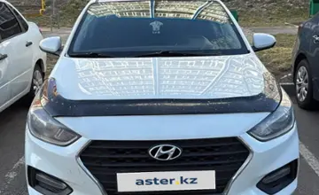 Hyundai Accent 2017 года за 6 500 000 тг. в Усть-Каменогорск фото 2