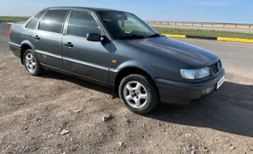 Volkswagen Passat 1996 года за 1 700 000 тг. в Караганда фото 3