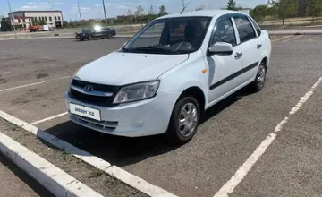 LADA (ВАЗ) Granta 2013 года за 2 500 000 тг. в Астана фото 1