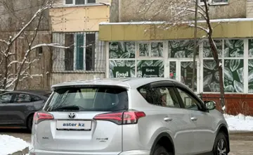 Toyota RAV4 2016 года за 11 000 000 тг. в Алматы фото 4