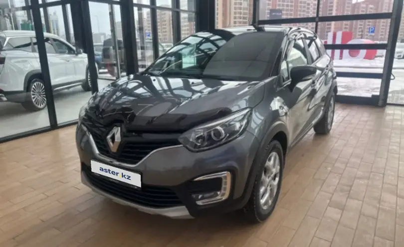 Renault Kaptur 2017 года за 7 000 000 тг. в Астана