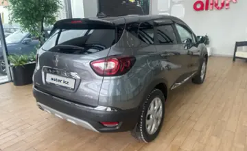 Renault Kaptur 2017 года за 7 000 000 тг. в Астана