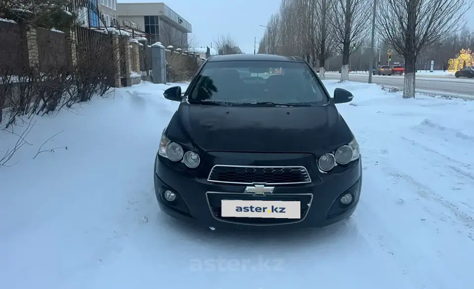 Chevrolet Aveo 2014 года за 3 300 000 тг. в Астана фото 2