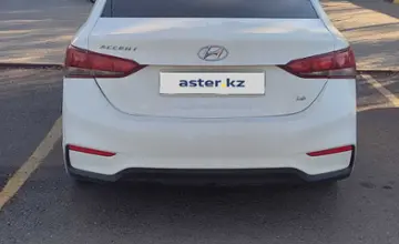 Hyundai Accent 2018 года за 5 100 000 тг. в Караганда