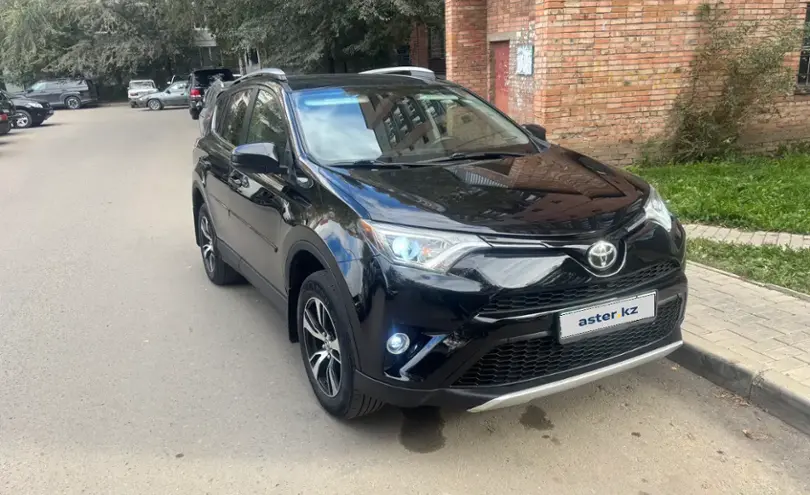 Toyota RAV4 2017 года за 11 500 000 тг. в Усть-Каменогорск