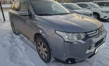 Mitsubishi Outlander 2012 года за 6 000 000 тг. в Астана фото 3