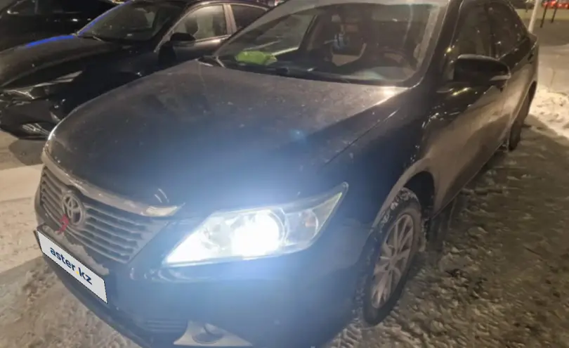 Toyota Camry 2014 года за 8 900 000 тг. в Астана