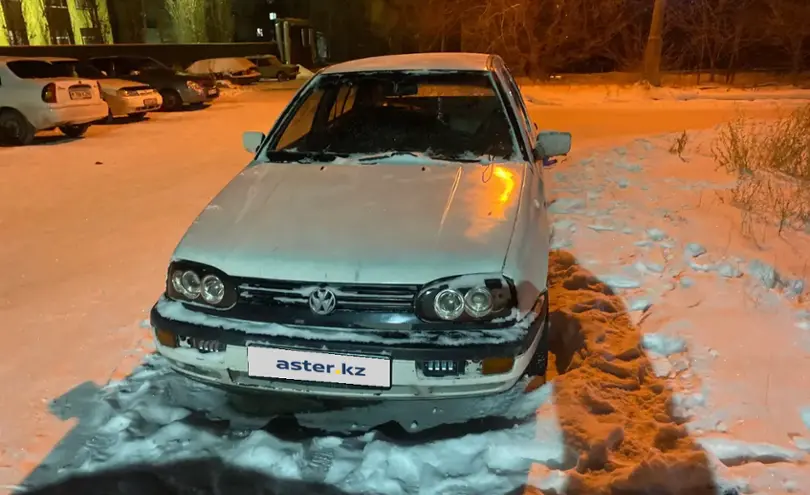 Volkswagen Golf 1993 года за 1 100 000 тг. в Караганда
