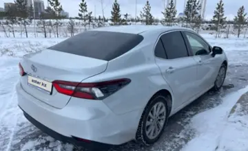 Toyota Camry 2023 года за 14 000 000 тг. в Астана