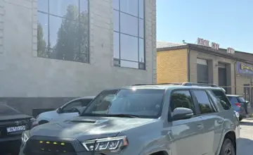 Toyota 4Runner 2022 года за 27 000 000 тг. в Актобе фото 1