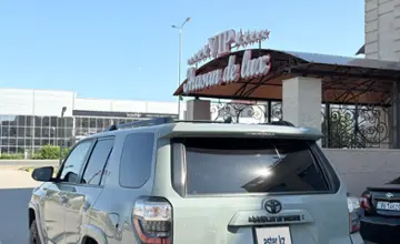 Toyota 4Runner 2022 года за 27 000 000 тг. в Актобе фото 4