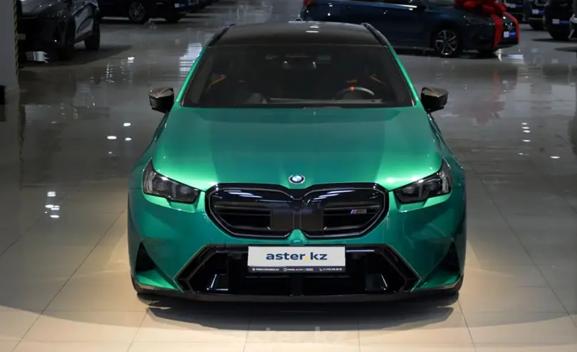 BMW M5 2025 года за 104 400 000 тг. в Алматы