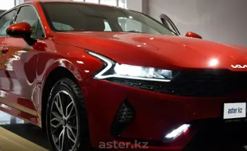 Kia K5 2023 года за 11 900 000 тг. в Алматы