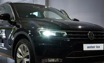 Volkswagen Tiguan 2019 года за 14 200 000 тг. в Алматы