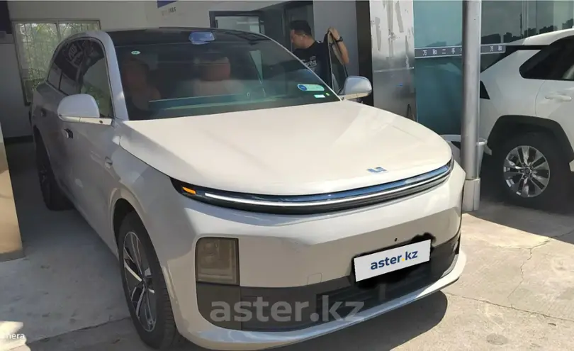 LiXiang L6 2024 года за 22 000 000 тг. в Алматы