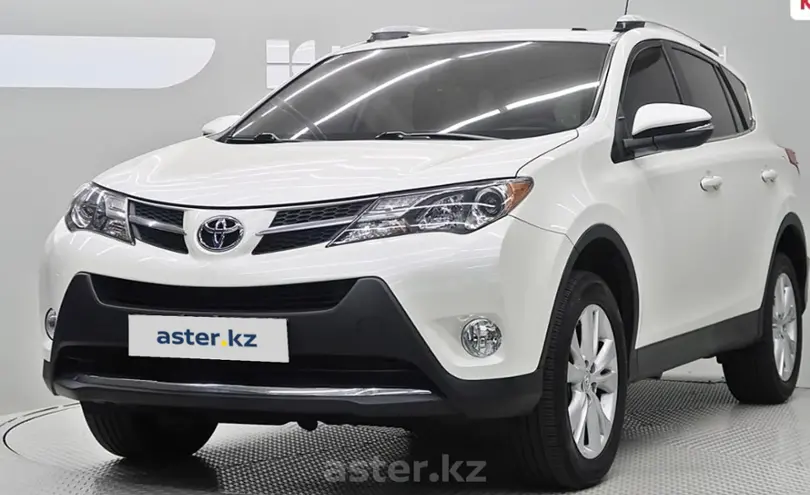 Toyota RAV4 2015 года за 7 300 000 тг. в Алматы