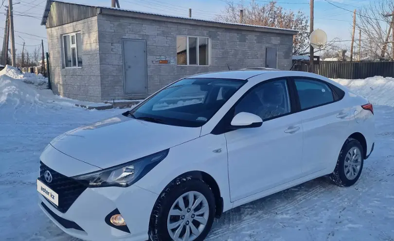 Hyundai Accent 2023 года за 9 600 000 тг. в Астана