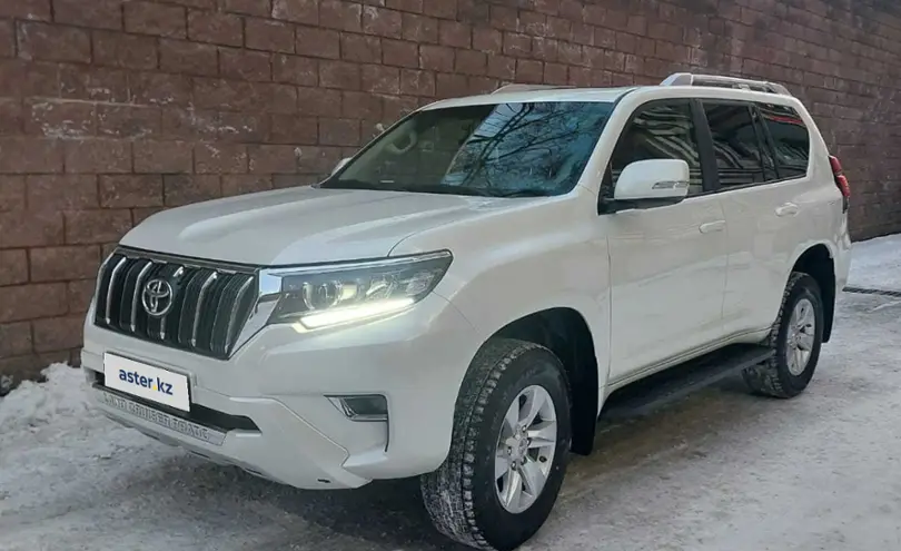 Toyota Land Cruiser Prado 2022 года за 25 700 000 тг. в Алматы