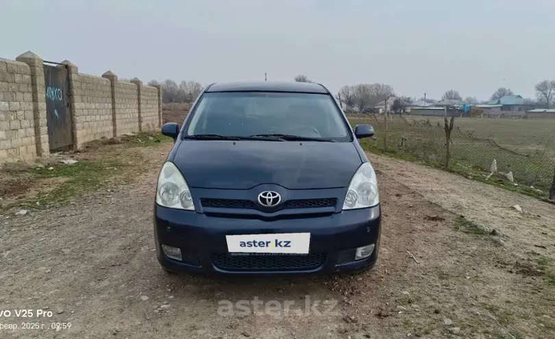 Toyota Corolla Verso 2004 года за 4 200 000 тг. в Шымкент