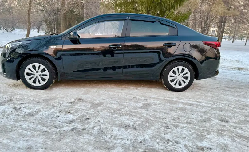 Kia Rio 2022 года за 8 400 000 тг. в Алматы