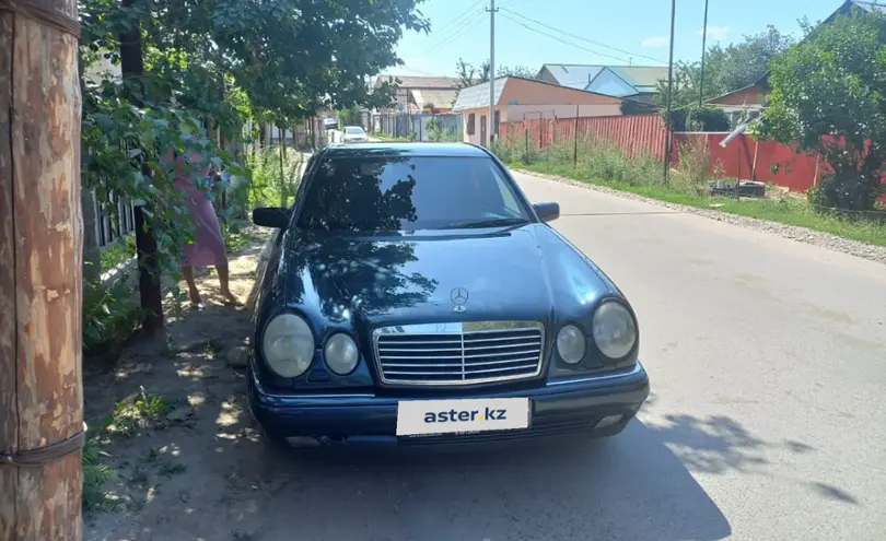 Mercedes-Benz E-Класс 1996 года за 2 500 000 тг. в Алматы