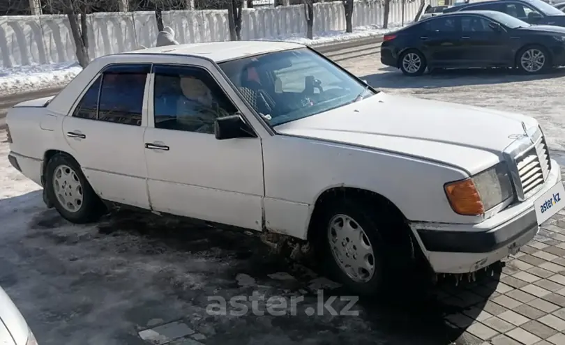 Mercedes-Benz E-Класс 1992 года за 900 000 тг. в Талдыкорган