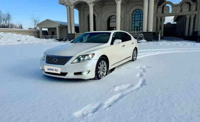 Lexus LS 2011 года за 10 000 000 тг. в Алматы