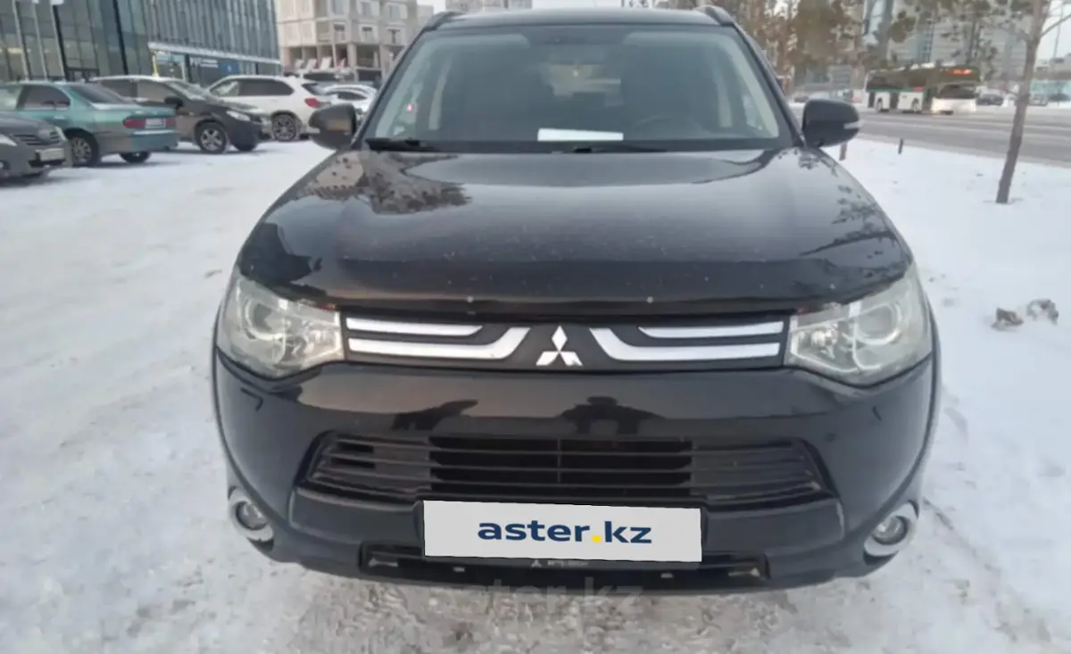 Mitsubishi Outlander 2013 года за 8 500 000 тг. в Астана фото 2