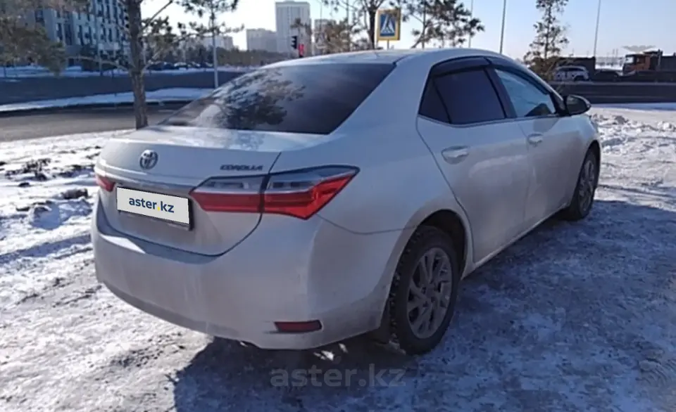 Toyota Corolla 2016 года за 8 000 000 тг. в Астана