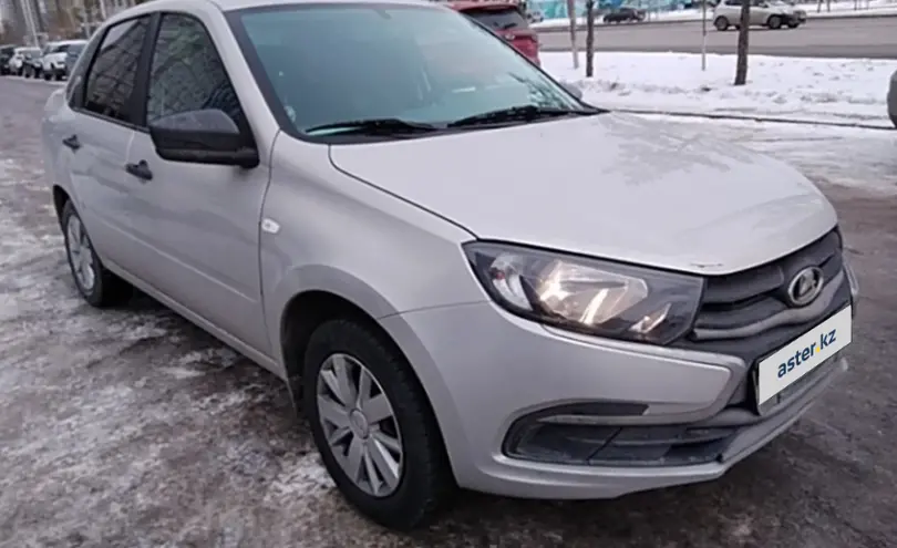 LADA (ВАЗ) Granta 2019 года за 3 800 000 тг. в Астана фото 3