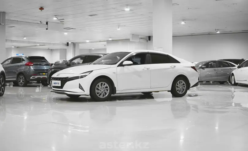 Hyundai Elantra 2021 года за 7 700 000 тг. в Алматы