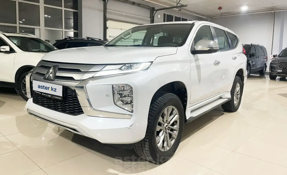 2020 Mitsubishi Pajero Sport