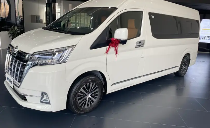 Toyota HiAce 2022 года за 43 457 520 тг. в Астана