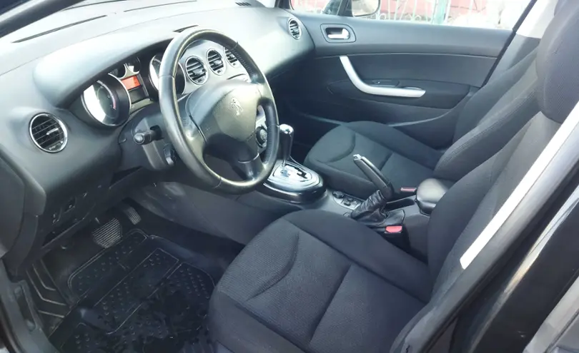 Peugeot 408 2012 года за 3 199 999 тг. в Астана