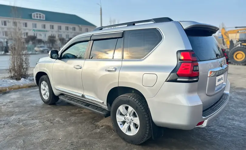 Toyota Land Cruiser Prado 2019 года за 21 000 000 тг. в Актобе