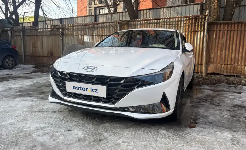 Hyundai Elantra 2023 года за 10 100 000 тг. в Алматы