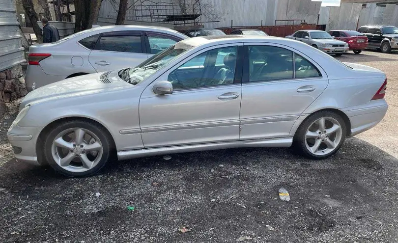 Mercedes-Benz C-Класс 2006 года за 5 500 000 тг. в Алматы