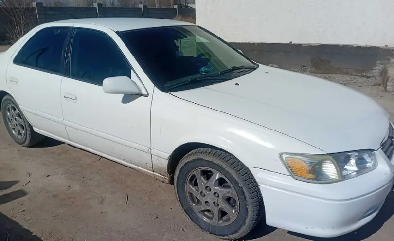 Toyota Camry 2000 года за 3 000 000 тг. в Кызылординская область