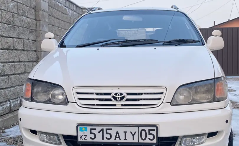 Toyota Ipsum 1997 года за 3 400 000 тг. в Алматы