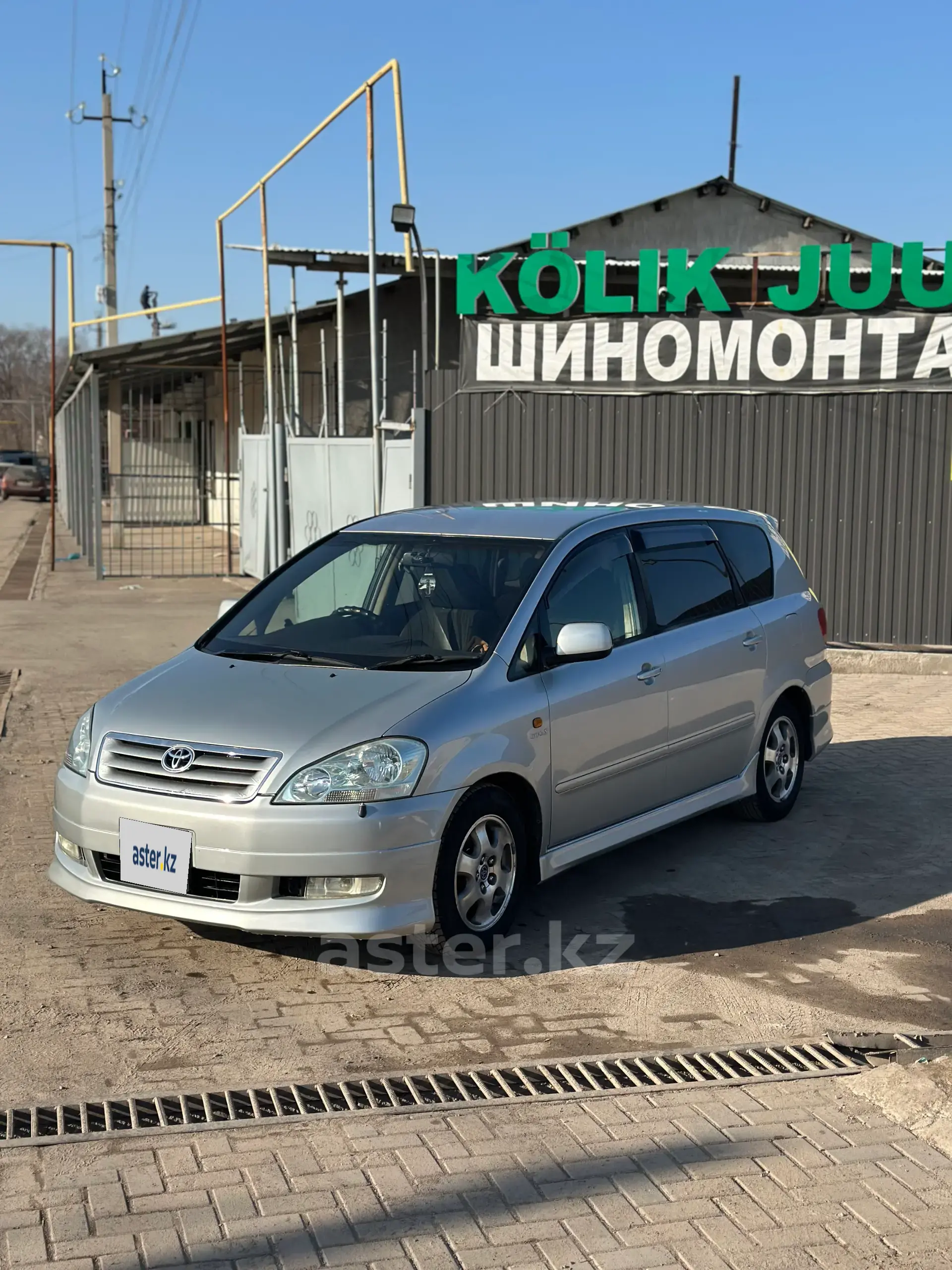 Toyota Ipsum 2002