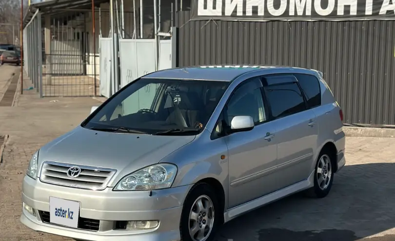 Toyota Ipsum 2002 года за 4 500 000 тг. в Алматы